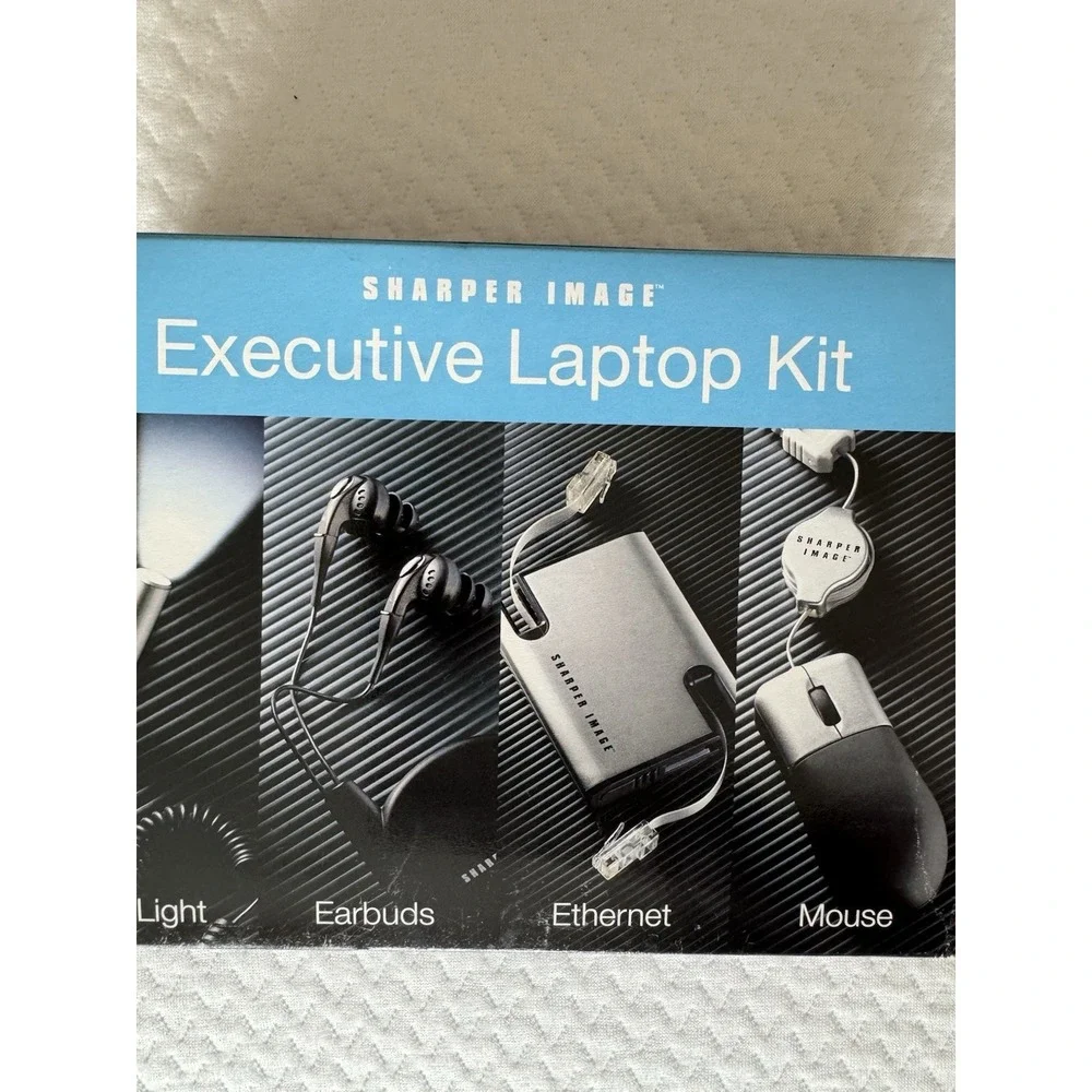New Sharper Image Executive Laptop Kit LED Light Earbuds Ethernet Cord & Mouse